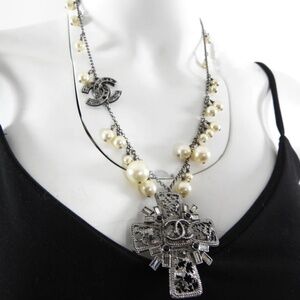 Chanel Pearl necklace
